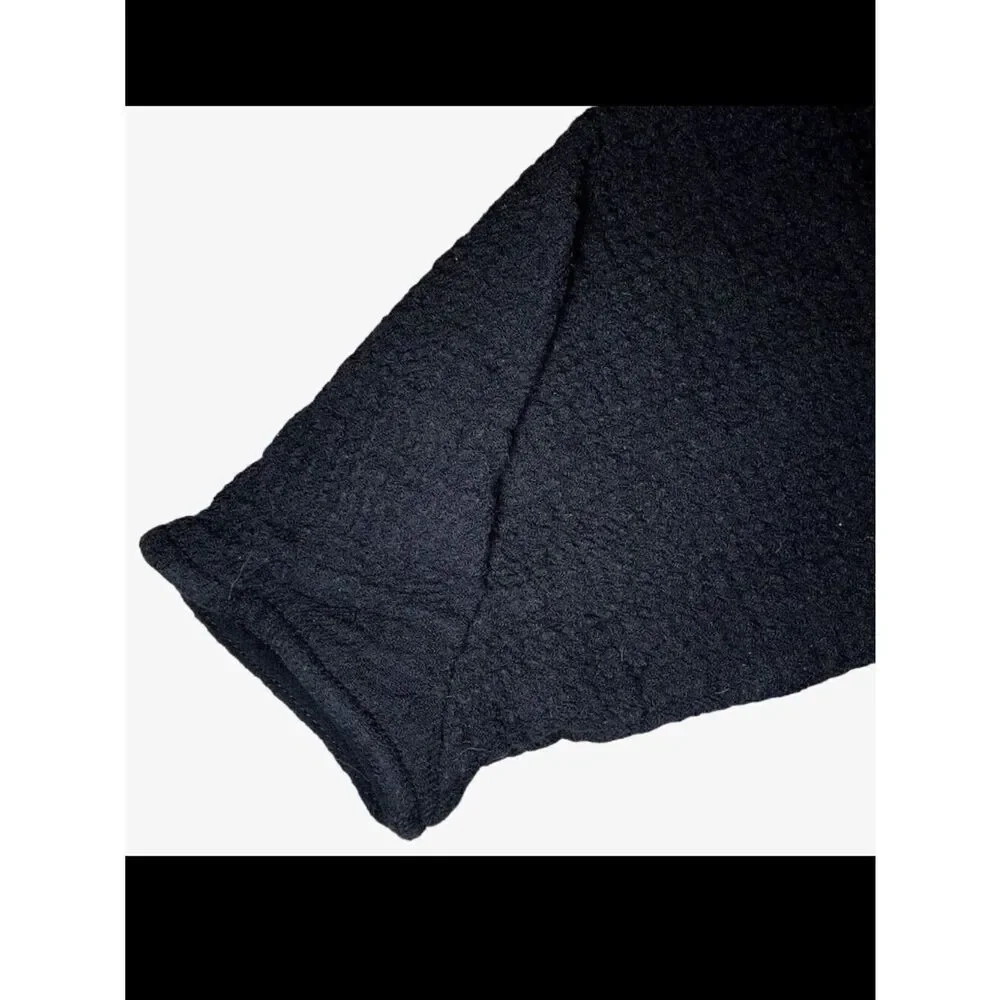 Zara Textured Crop Top with Raglan 3/4 Sleeves in Dark Black Women’s XS